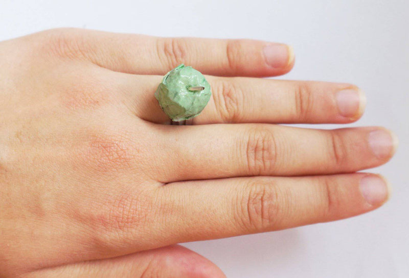 THE PIERCED RING APPLE GREEN – Rimor Jewelry